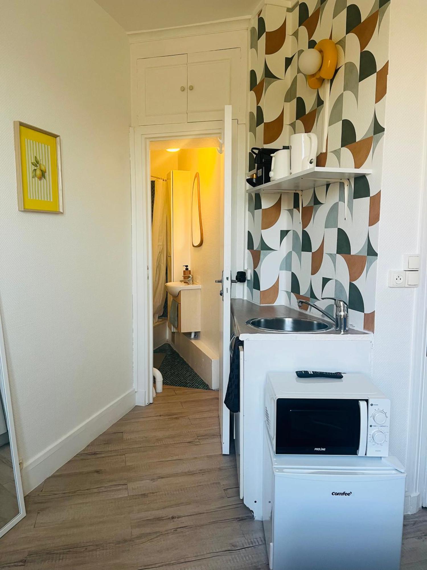 Place Equipe Au Coeur De Avec Vue Sur L'arc De Triomphe Et La Tour Eiffel Accommodatie bij particulieren Parijs